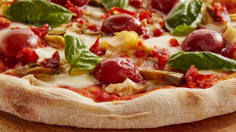 TAJNA DOBRE PIZZE: Da bi bila kao iz pizzerije, poslužite se ovim trikom