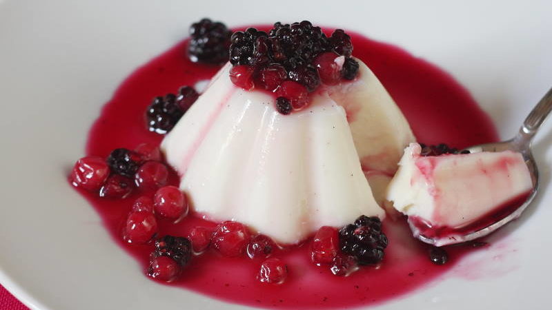 PANAKOTA (PANNA COTTA): Desert “kao stvoren” za početnike u kuhinji