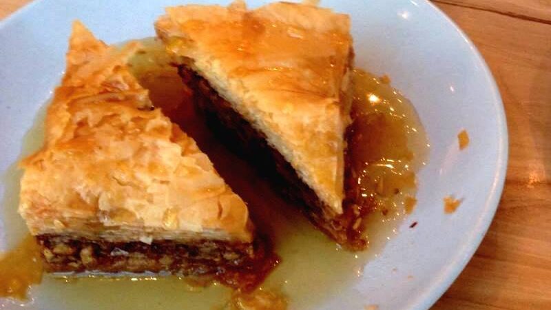 BAKLAVA: Tradicionalni kolač za posebne prilike